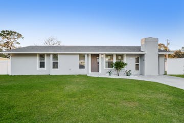 4600 Sloan Ave Sarasota, FL 34233